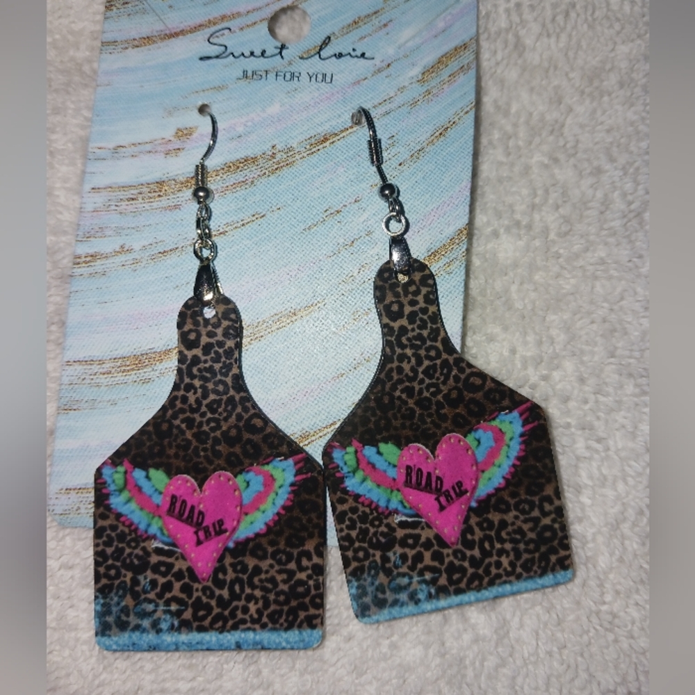 Really Cute Ladies Pierced Earrings